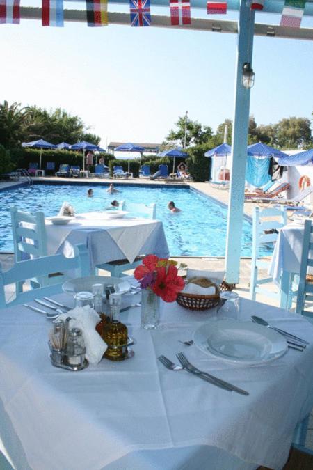 Galeana Beach Hotel Platanes  Exterior photo