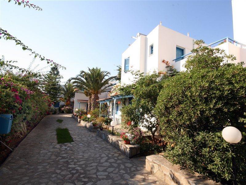 Galeana Beach Hotel Platanes  Exterior photo