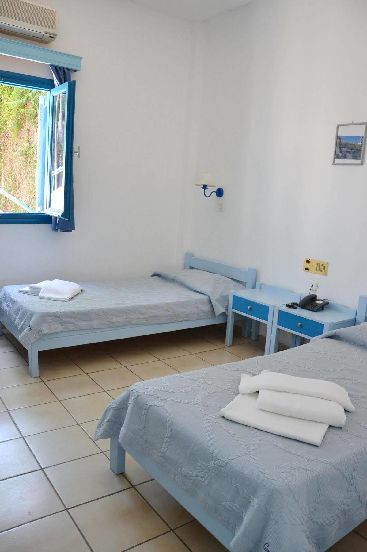 Galeana Beach Hotel Platanes  Exterior photo